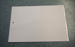 bela lepljiva plošča-1